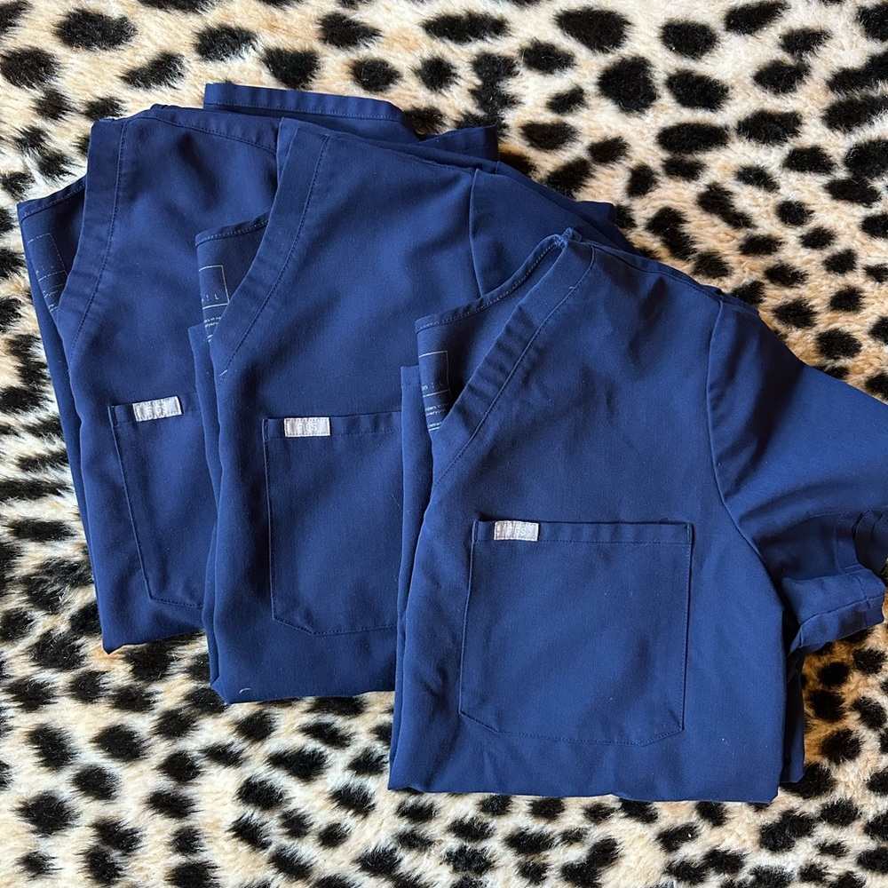 Figs Navy Scrub Top Set